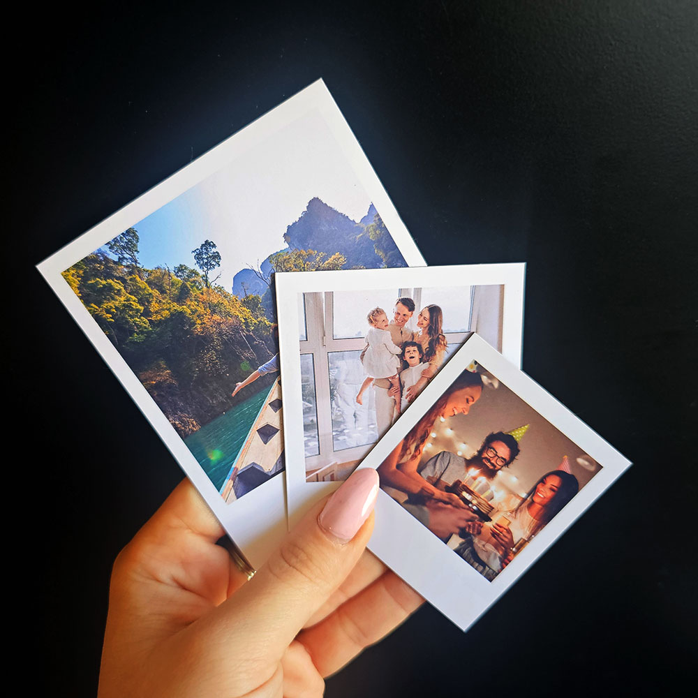Retro Polaroid Magnete mit personalisiertem Foto und weißem Rahmen